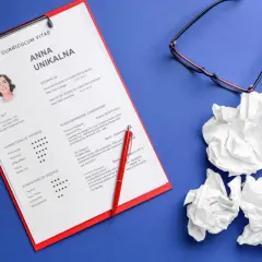 Jak napisać CV na praktyki, aby wyróżnić się na tle innych kandydatów