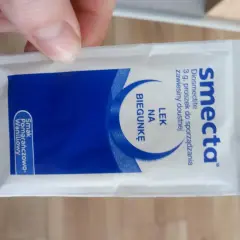 Saszetka leku Smecta dla psa, o smaku pomarańczowo-waniliowym, na biegunkę.