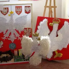 Jak zrobić orła ze styropianu - proste kroki do efektownej dekoracji
