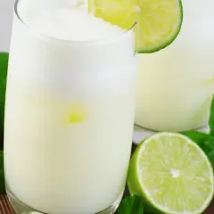 Jak przygotować flirtini drink: orzeźwiający koktajl na każdą okazję