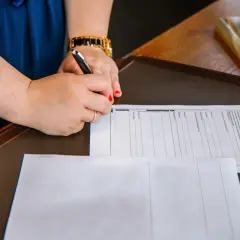 Ile stron ma akt notarialny? Zaskakujące różnice w długości dokumentu
