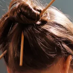 Henna na siwe włosy: Dwuetapowy sekret idealnego koloru!
