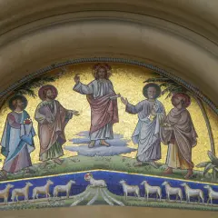 Mosaik: Jesus mit Aposteln, die Schafe weiden. Philippus fragt: "Herr, zeige uns den Vater." (Johannes 14,8).