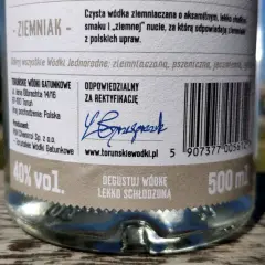 Wódka Toruńska Ziemniaczana, 40% vol., 500 ml. Aksamitna, lekko słodka nuta ziemniaków z polskich upraw.