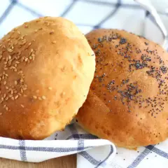 Panini Hamburger Fatti in Casa: Ricetta Soffice e Perfetta
