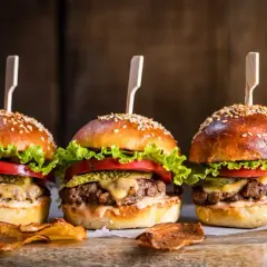 Recette burger maison : les secrets d'un chef pour un goût unique