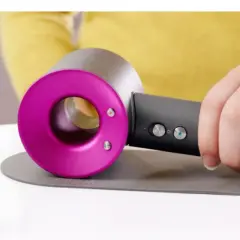 Dyson Supersonic: Jak używać? Osiągnij salonowy efekt w domu