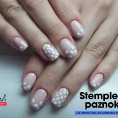 Manicure żelowy w domu? Zrób to sama! Trwałe paznokcie krok po kroku
