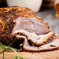 Jakie przyprawy do karkówki pieczonej w rękawie, by nie były mdłe?