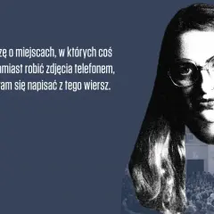 Kobieta w okularach, z tekstem o pisaniu wierszy. Jej słowa to poezja współczesna, wiersze rodzą się z przeżyć.