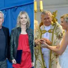 Włodzimierz Matuszak z pierwszą żoną na ślubie. Uśmiechnięta para młoda z księdzem.