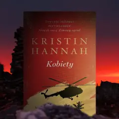 Okładka książki Kristin Hannah "Kobiety", z motywem helikoptera i napisem "Słowik".