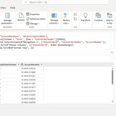 Interfaccia di Power Query con codice M per un corso Power BI gratis. Mostra i passaggi per selezionare, ordinare e filtrare dati.