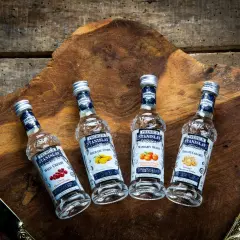 Jaką wódkę do drinków wybrać, by zaskoczyć gości?