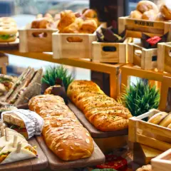 Koszty cateringu na 20 osób: Jak zaplanować budżet bez niespodzianek?