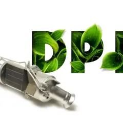 Metalowy element filtra cząstek stałych (DPF) obok napisu DPF z liśćmi.