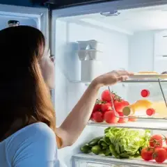 Optymalna temperatura w lodówce: +4°C to świeżość i niższe rachunki