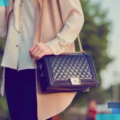Torebka damska jako bagaż podręczny: zasady i limity w samolocie
