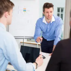 Czy można przedłużyć staż z urzędu pracy? Oto kluczowe informacje