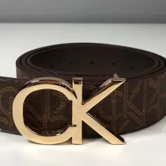 Jak stylizować pasek Calvin Klein, aby odmienić swój look?