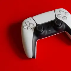 Jak podłączyć pada do PC? Xbox, PS5, PS4 poradnik bez problemów!