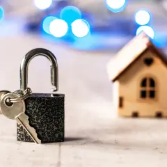 Kupiłeś mieszkanie z lokatorem? Jak legalnie go usunąć krok po kroku