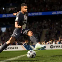 Jak grać FIFA na 2 pady online? Unikaj błędów i graj razem!