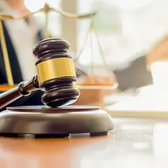 Kiedy wygasa dożywotnia służebność mieszkania? Kluczowe przyczyny i formalności