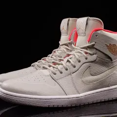 Air Jordan 1 Retro High Nouveau Pure Platinum – cena i dostępność w 2023
