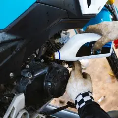 Co ile wymiana oleju w motocyklu? Kluczowe informacje i porady