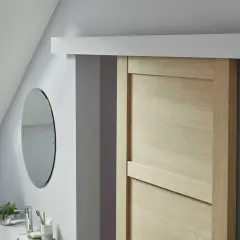 Jak naprawić podrapane drzwi? Sekrety profesjonalistów DIY