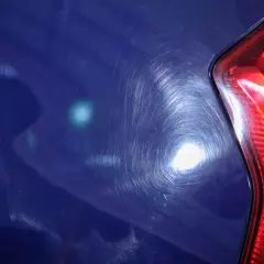 Polerowanie auta: Ile mikronów lakieru możesz usunąć bezpiecznie?