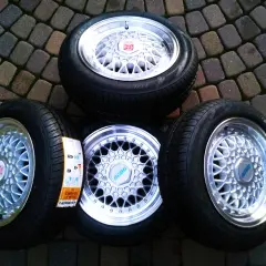 Jakie felgi pasują do Fiata 126p? Sprawdź idealne opcje i wymiary