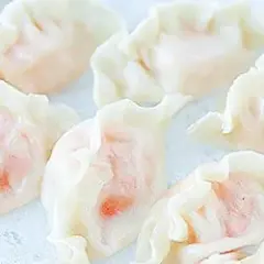 Prosty przepis na ciasto wonton, które zachwyci Twoich gości!