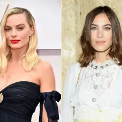 Margot Robbie z blond włosami i przedziałkiem z boku, Alexa Chung w białej koronkowej bluzce.