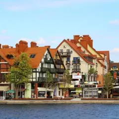 Mikołajki Mazury atrakcje, które zaskoczą każdego turystę