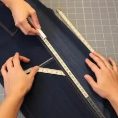 Spódnica na spodenki DIY: Przeróbka krok po kroku (Przewodnik)