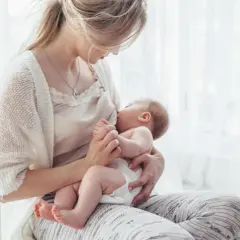 Co jeść w pierwszych tygodniach karmienia piersią? Dieta dla zdrowia mamy i dziecka