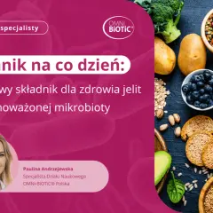 Błonnik to klucz do zdrowych jelit i mikrobioty. Na zdjęciu widzimy bogactwo produktów bogatych w błonnik: owoce, warzywa, pełnoziarniste pieczywo, nasiona i płatki.