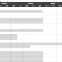 Un retroplanning template avec des tâches organisées par pôles (chef de projet, organisation, graphisme, communication, partenariat) et des barres grises indiquant les échéances.
