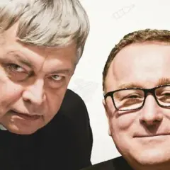 Czy czarny humor to grzech? Odkryj różne opinie i konteksty