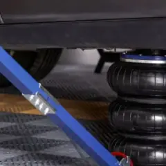 Jak podnieść auto na lewarku bezpiecznie i uniknąć błędów
