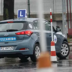 Jak długo trwa egzamin na prawo jazdy? Czas, który musisz znać