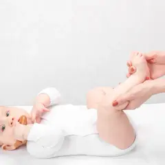 Kiedy z dzieckiem do fizjoterapeuty? Ważne oznaki i wiek wizyty