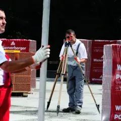 Jak skutecznie sprawdzić rok budowy budynku i uniknąć błędów