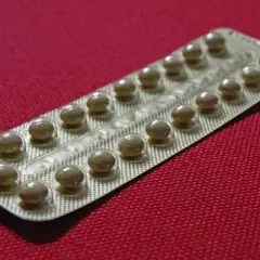 Lekarz rodzinny a antykoncepcja: czy może przepisać tabletki?