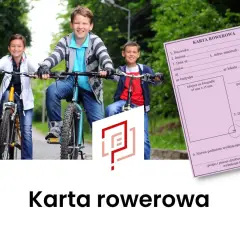 Trzech uśmiechniętych chłopców na rowerach, obok różowa karta rowerowa przepisy.