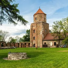 Zamek w Toszku: Fascynująca historia i tajemnice, które zaskakują