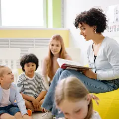 Zajęcia z młodzieżą: Jak skutecznie wspierać rozwój i bezpieczeństwo