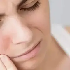 Ile trwa gorączka po wyrwaniu zęba i kiedy należy się martwić?